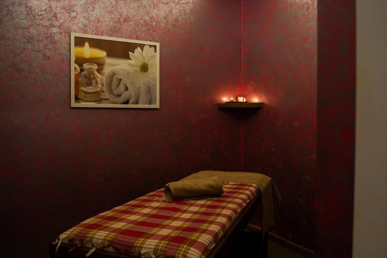 Mai ınci Otel 4*